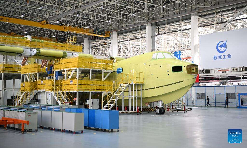 China’s amphibious AG600aircraft greenlighted for mass production