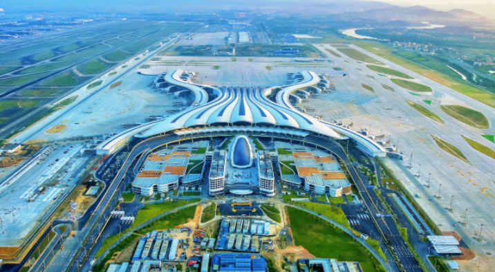 广州白云机场T3航站楼航拍鸟瞰图。