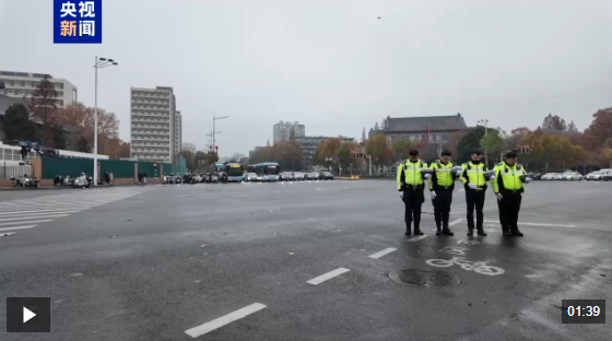 视频丨向遇难同胞致哀 南京全城鸣响防空警报