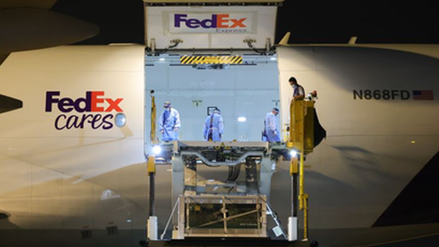 Two giant pandas set off for 10-year stay at Zoo Atlanta in the U.S.