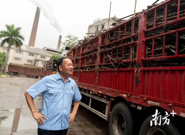 这场赔本买卖，暖了全网