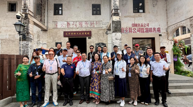 海外华文媒体走进龙华观澜侨文化场馆 探寻深圳侨乡根脉
